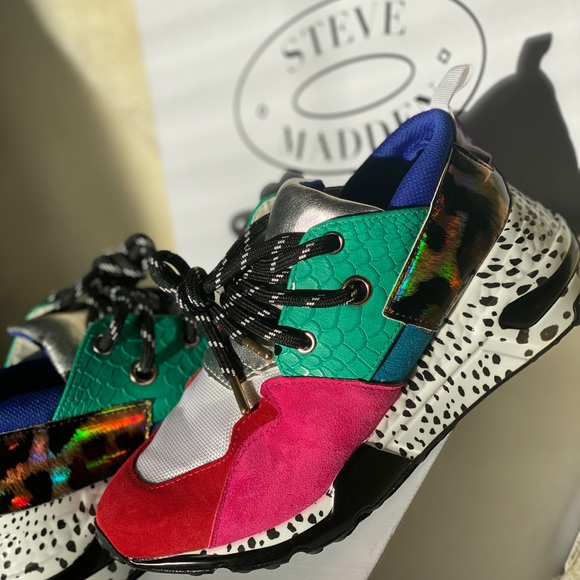 Multi color Steve Madden sneaker wedge 💥 - Picture 2 of 3